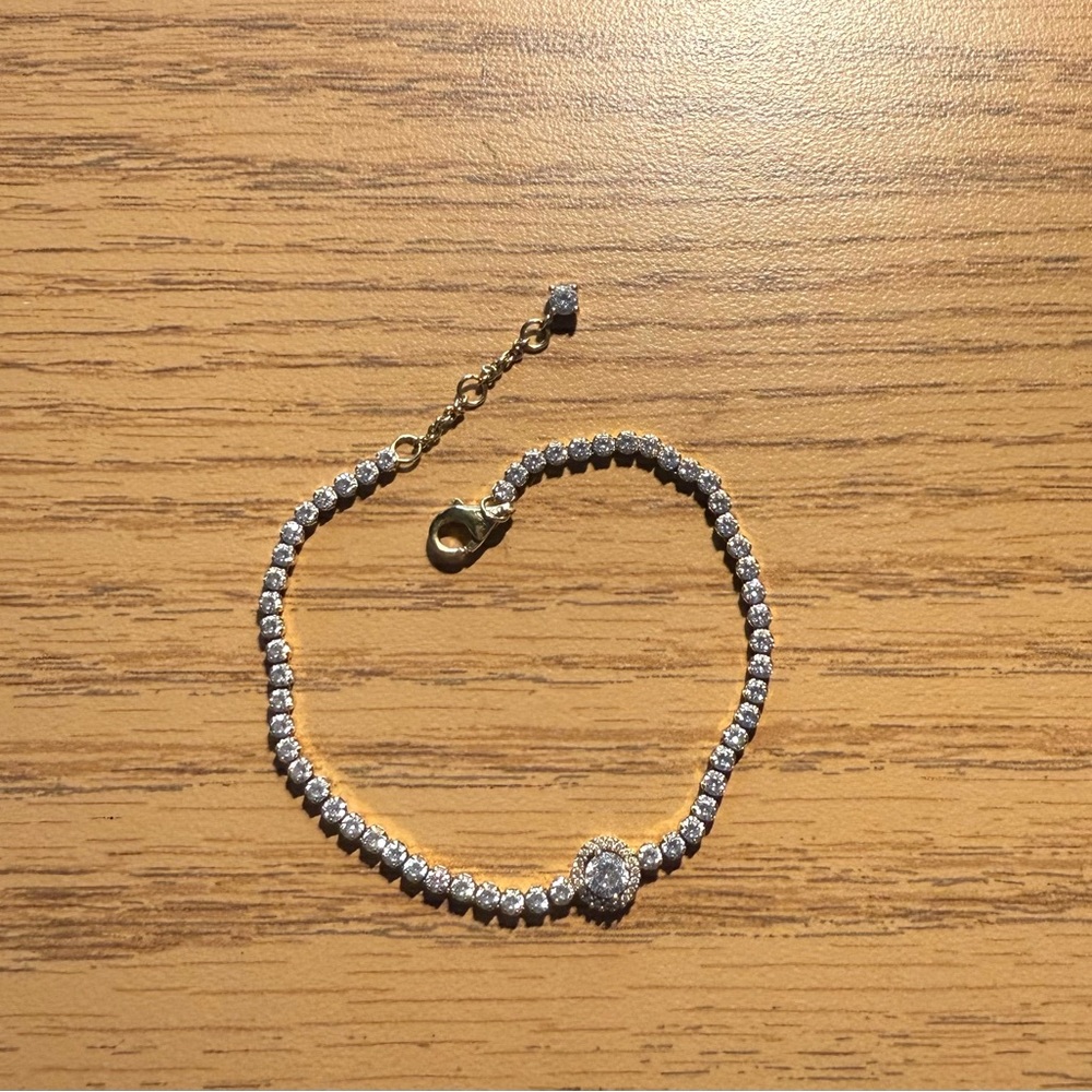 Gold pandora bracelet